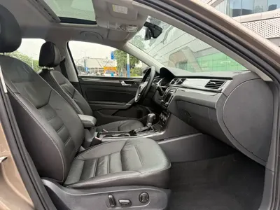 Volkswagen Passat 2016, 88000 км, за 7643.56 USD - фото 17