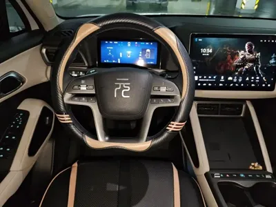 BYD Yuan Up 2025, 7600 км, за 13154.54 USD