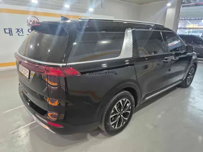 Kia Canival 2021, 66796 км, за 16935.8 USD
