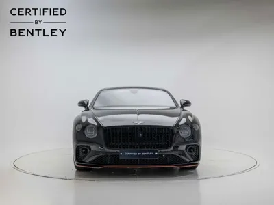 Bentley Continental 2024, 3203 км, за 221181.56 USD