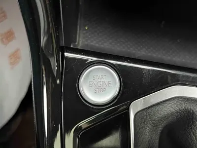 Volkswagen Tayron 2022, 18000 км, за 23101.38 USD