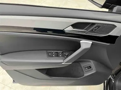 Volkswagen Tayron 2022, 18000 км, за 23101.38 USD - фото 9