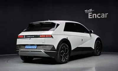 Hyundai Ioniq5 2023, 24243 км, за 21337.52 USD