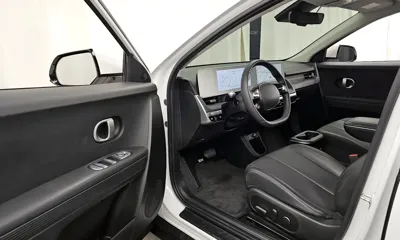 Hyundai Ioniq5 2023, 24243 км, за 21337.52 USD - фото 10
