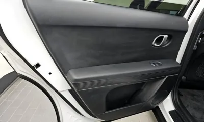 Hyundai Ioniq5 2023, 24243 км, за 21337.52 USD - фото 25