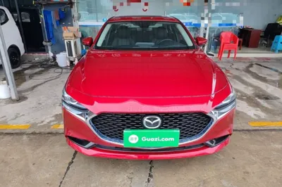 Mazda Mazda 3 Axela 2020, 103800 км, за 9794 USD