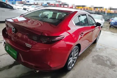 Mazda Mazda 3 Axela 2020, 103800 км, за 9794 USD - фото 6