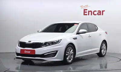 Kia K5 · 2012 год