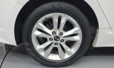 Kia K5 2012, 137200 км, за 13128.53 USD