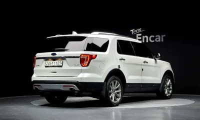 Ford Explorer 2016, 117824 км, за 7549.66 USD