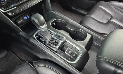 Hyundai Santafe 2019, 129424 км, за 10614.05 USD - фото 9