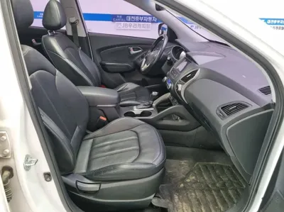 Hyundai Tucson 2015, 142520 км, за 4135.49 USD - фото 12