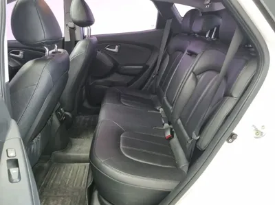 Hyundai Tucson 2015, 142520 км, за 4135.49 USD - фото 15