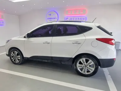 Hyundai Tucson 2015, 142520 км, за 4135.49 USD - фото 18