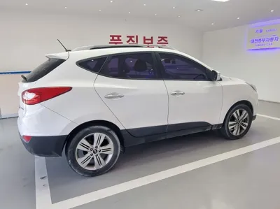 Hyundai Tucson 2015, 142520 км, за 4135.49 USD - фото 19