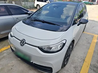 Volkswagen ID.3 2024, 62699 км, за 12095.12 USD