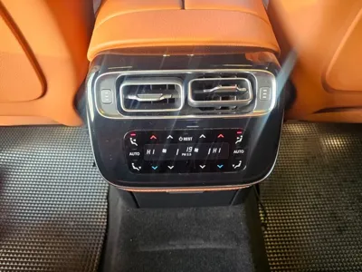 Mercedes-Benz S-Class 2022, 99502 км, за 42651.54 USD - фото 12