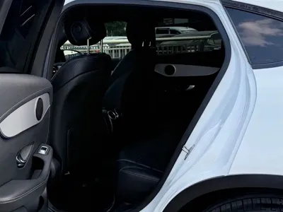 Mercedes-Benz GLC Coupe 2021, 50000 км, за 25553.09 USD - фото 6
