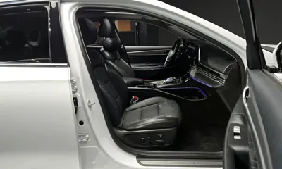 Hyundai Grandeur 2020, 97293 км, за 15688.59 USD - фото 11