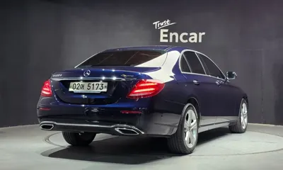 Mercedes-Benz E-Class 2018, 85469 км, за 14039.72 USD