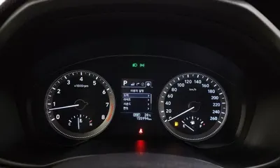 Hyundai Grandeur 2018, 155994 км, за 6892.48 USD - фото 8