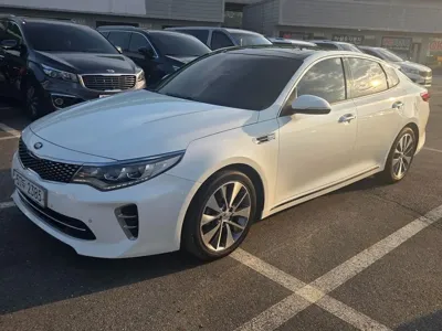Kia K5 2017, 70600 км, за 7553.56 USD