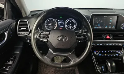 Hyundai Grandeur 2018, 172219 км, за 7745.83 USD - фото 13