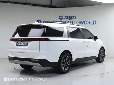 Kia Canival 2022, 119000 км, за 12552.89 USD