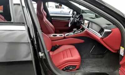 Porsche Panamera 2023, 25477 км, за 96210.07 USD - фото 11