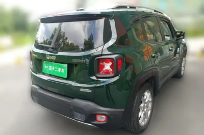 Jeep Renegade 2016, 98600 км, за 5776 USD