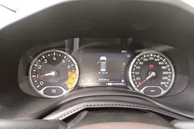 Jeep Renegade 2016, 98600 км, за 5776 USD - фото 8