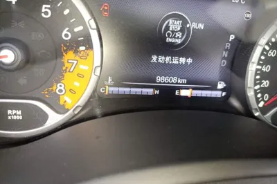 Jeep Renegade 2016, 98600 км, за 5776 USD - фото 9