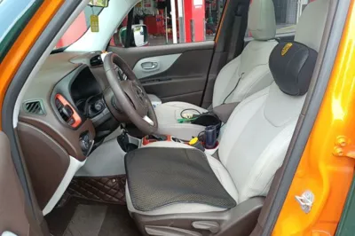 Jeep Renegade 2016, 98600 км, за 5776 USD - фото 12