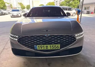 Genesis G90 · 2025 год
