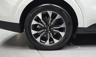 Kia Canival 2023, 24032 км, за 19372.03 USD