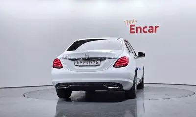 Mercedes-Benz C-Class 2016, 111502 км, за 9295.97 USD
