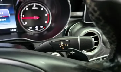Mercedes-Benz GLC-Class 2016, 406894 км, за 9946.04 USD - фото 9