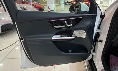 Mercedes-Benz GLC-Class 2025, 3798 км, за 54865.19 USD - фото 17