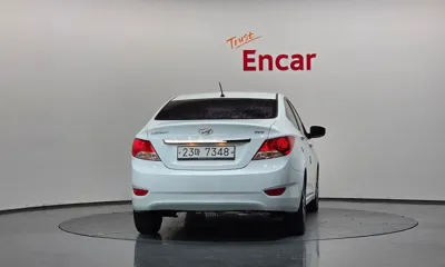 Hyundai Accent 2015, 137856 км, за 2083.74 USD