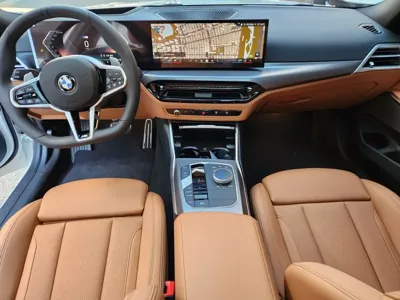 BMW 3-Series 2025, 1900 км, за 18973.68 USD