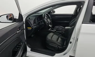 Hyundai Avante 2017, 146077 км, за 5197.77 USD - фото 10