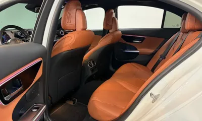 Mercedes-Benz C-Class 2023, 35390 км, за 28226.34 USD - фото 12