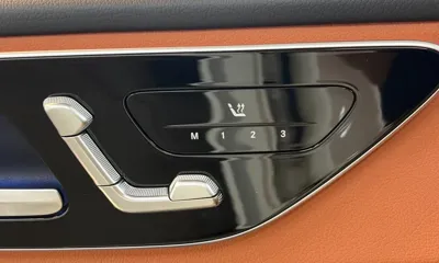 Mercedes-Benz C-Class 2023, 35390 км, за 28226.34 USD - фото 13