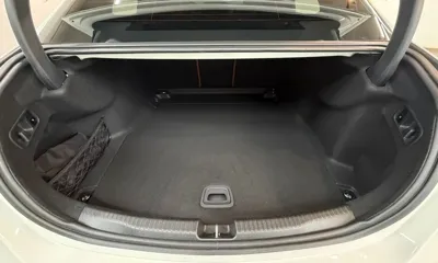 Mercedes-Benz C-Class 2023, 35390 км, за 28226.34 USD - фото 18