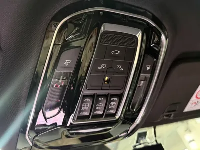 Jeep Cherokee 2022, 44316 км, за 22342.69 USD - фото 15