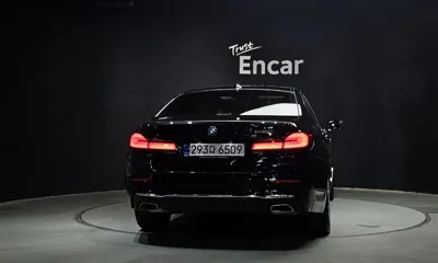 BMW 5-Series 2023, 39952 км, за 25945.86 USD
