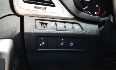 Hyundai Maxcruz 2017, 119355 км, за 9867.54 USD - фото 17