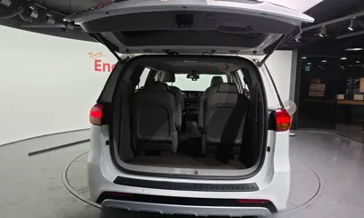 Kia Canival 2016, 104018 км, за 5795.4 USD - фото 20