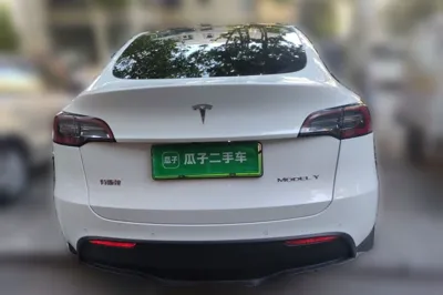 Tesla Model Y 2021, 71200 км, за 23326 USD