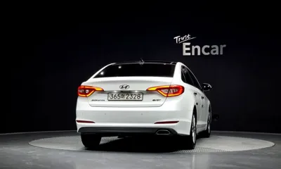 Hyundai Sonata 2017, 180107 км, за 4162.54 USD